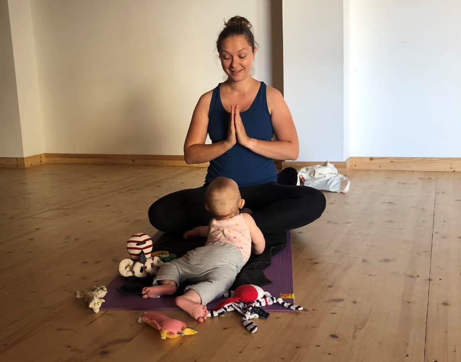 yoga postnatal maman bébé
